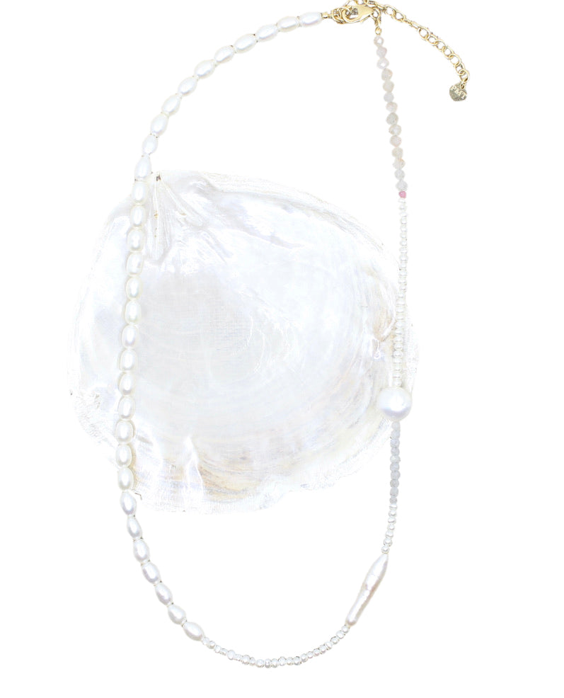 Nova Pearls necklace