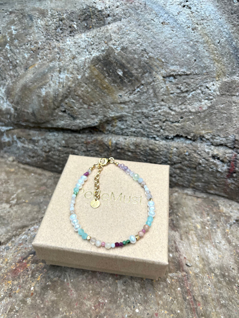 SUMMER pastel gems